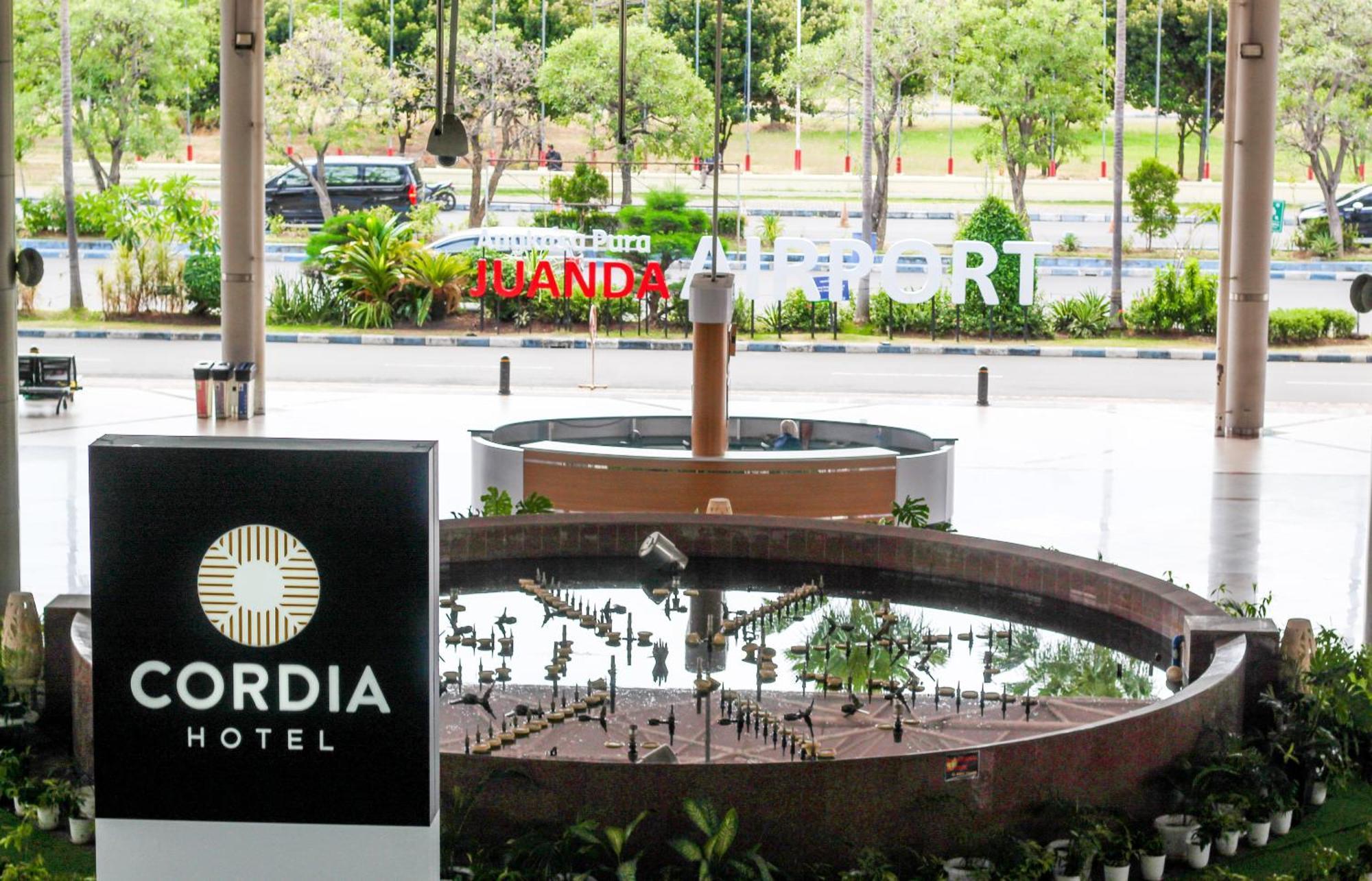 Cordia Hotel Surabaya Airport - Hotel Dalam Bandara - Formerly Ibis Budget Surabaya Airport 시도알조 외부 사진