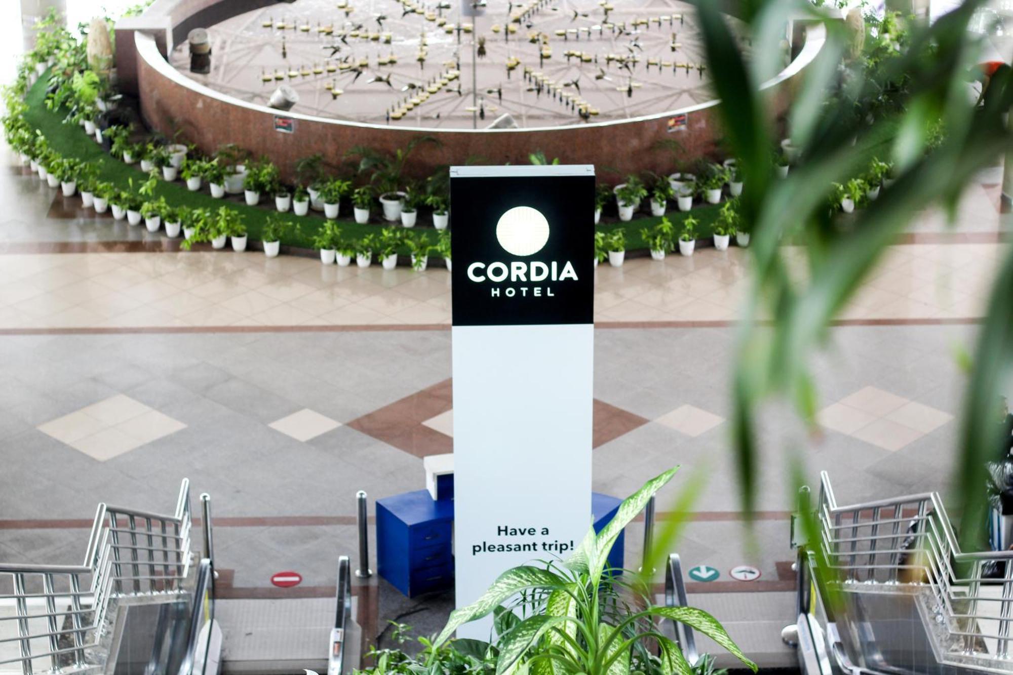 Cordia Hotel Surabaya Airport - Hotel Dalam Bandara - Formerly Ibis Budget Surabaya Airport 시도알조 외부 사진