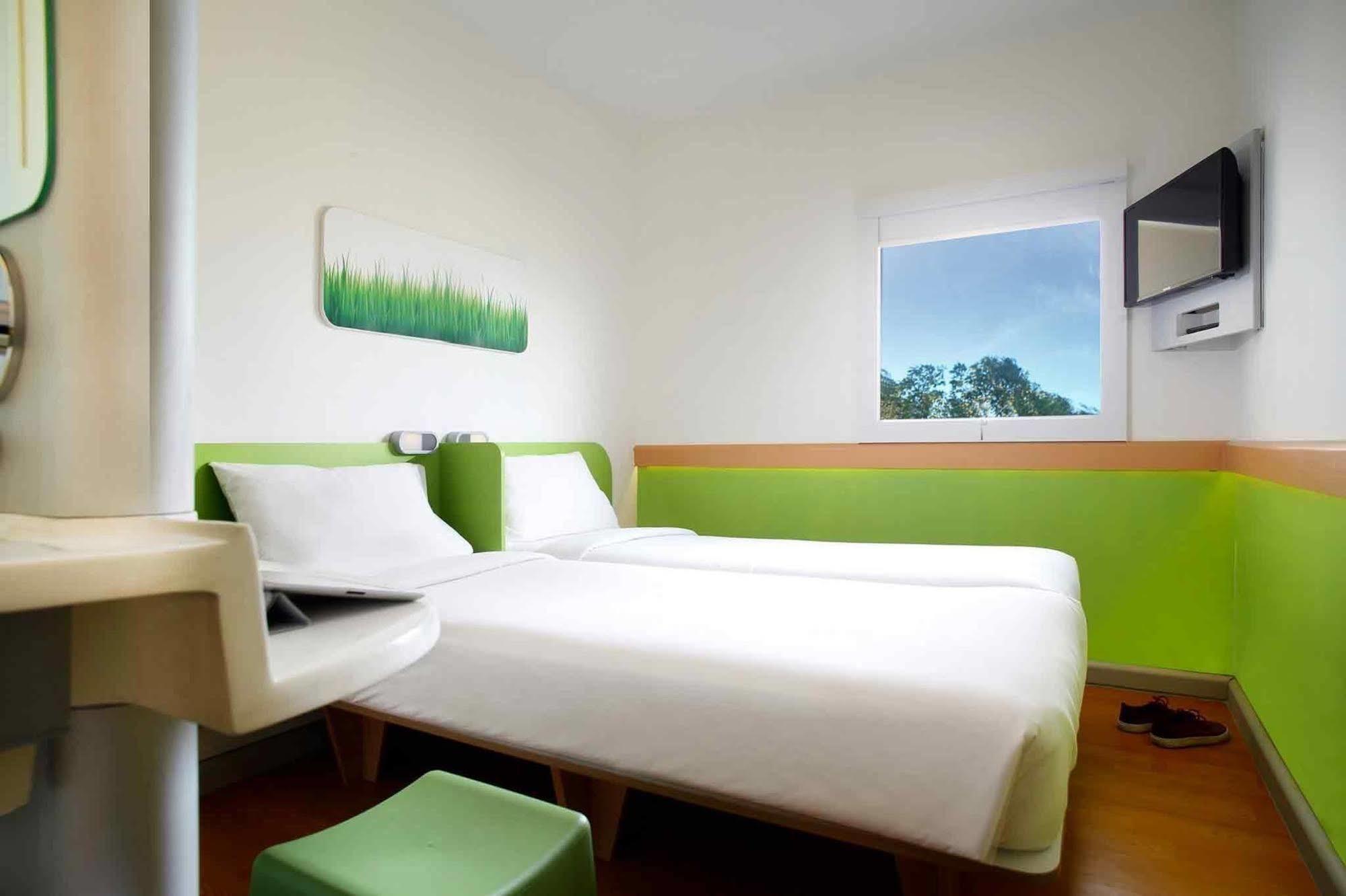 Cordia Hotel Surabaya Airport - Hotel Dalam Bandara - Formerly Ibis Budget Surabaya Airport 시도알조 외부 사진